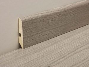 Установка плинтусов - личный опыт