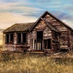 old-farmhouse-2535919_1280-0.jpg